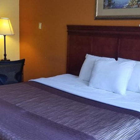 Lotus By Hotel Inn Ontario Luaran gambar